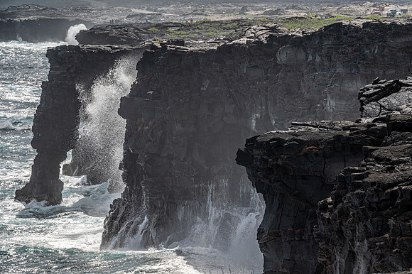 Hōlei Sea Arch, Hawai'i Volcanoes National Park