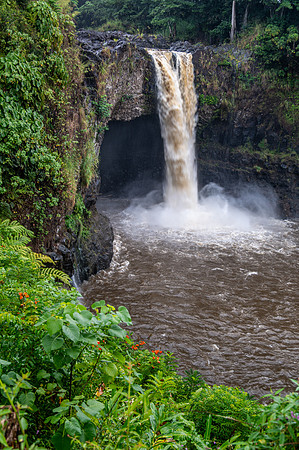Rainbow Falls, Hilo, Hawai'i