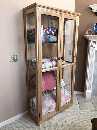 Hickory Quilt Cahinet