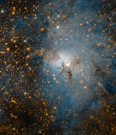 Hubble Anniversary Image Captures Roiling Heart of Vast Stellar