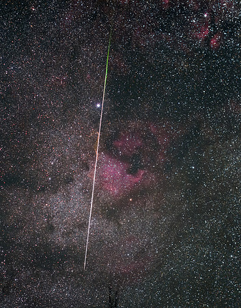 Lyrid Meteor and the North America Nebula